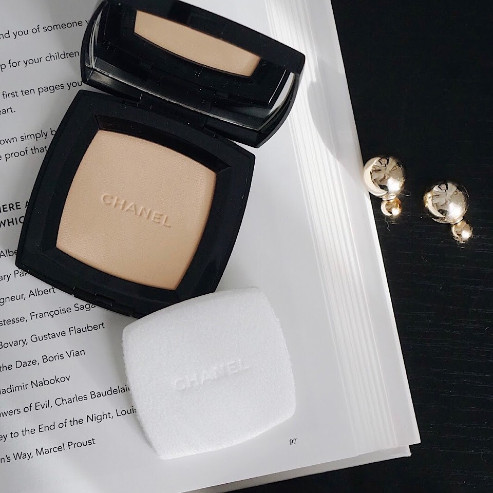 Phấn phủ Chanel Poudre Universelle Compacte